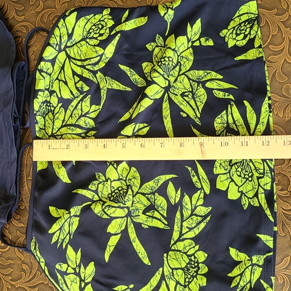 Nautica 2 piece swimsuit - Picture 7 of 10